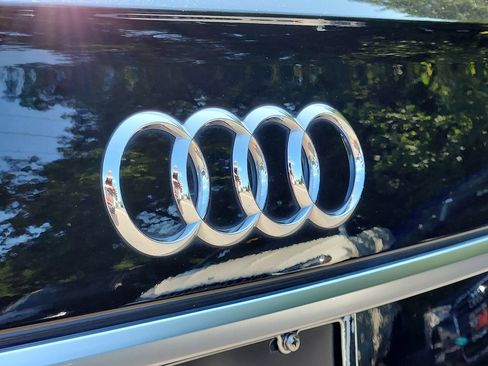 Used 2023 Audi Q5 2.0T Premium w/ Convenience Package AWD/4WD image 30