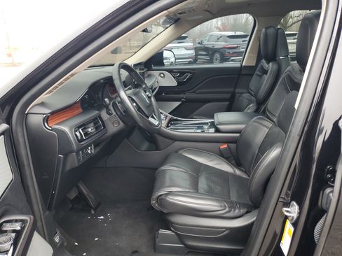 Certified 2023 Lincoln Aviator Reserve w/ Equipment Group 201A image 12