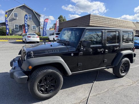 Used 2018 Jeep Wrangler Unlimited Sport image 1
