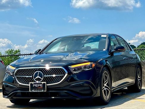 Used 2024 Mercedes-Benz E 450 4MATIC Sedan image 4