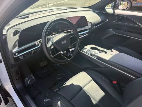 Used 2024 Cadillac Lyriq Sport AWD/4WD image 63