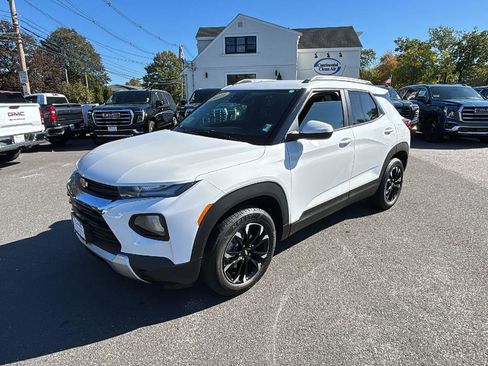 Certified 2023 Chevrolet TrailBlazer LT w/ Convenience Package image 3