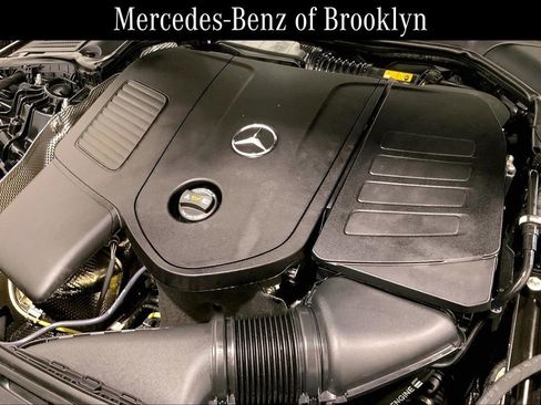 Certified 2025 Mercedes-Benz C 300 4MATIC Sedan image 32