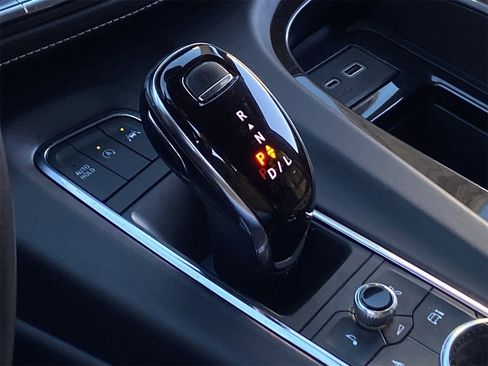 Used 2023 Cadillac Escalade Sport Platinum image 29