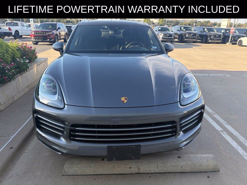 Used 2021 Porsche Cayenne AWD/4WD image 2