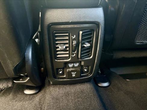 Used 2022 Dodge Durango GT AWD/4WD image 16
