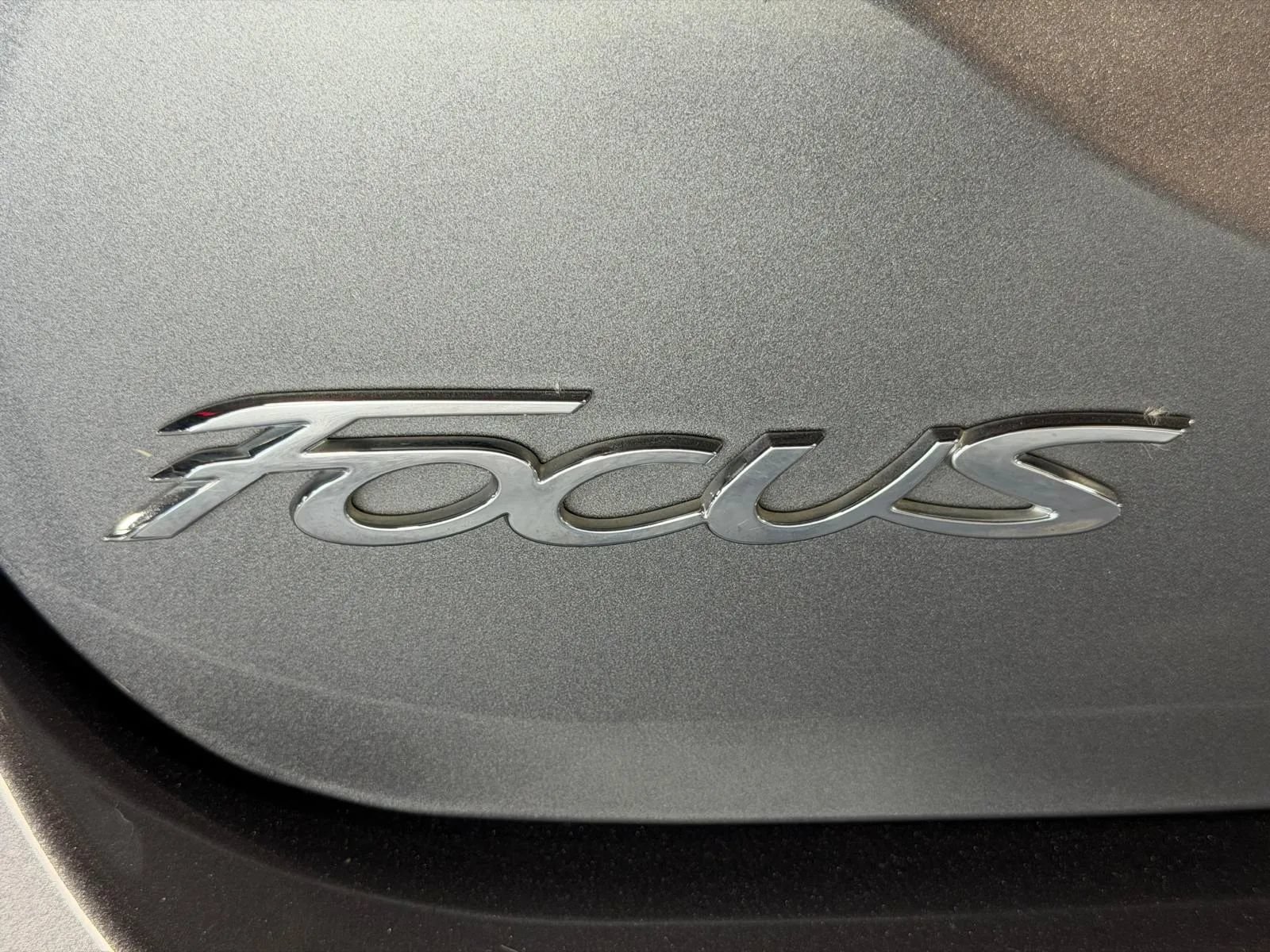 Used 2014 Ford Focus SE FWD image 9