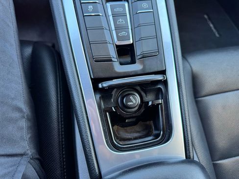 Used 2016 Porsche 911 Carrera image 25