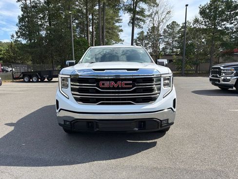 Used 2025 GMC Sierra 1500 SLT RWD image 8