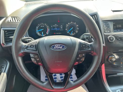 Used 2018 Ford Edge SE AWD/4WD image 21