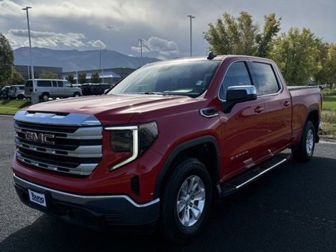 Used 2022 GMC Sierra 1500 SLE image 3
