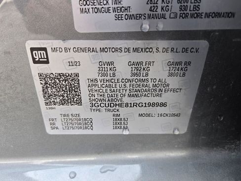 Used 2024 Chevrolet Silverado 1500 ZR2 w/ Technology Package image 34