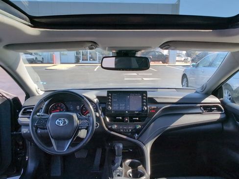 Used 2023 Toyota Camry XSE w/ Navigation Package image 11