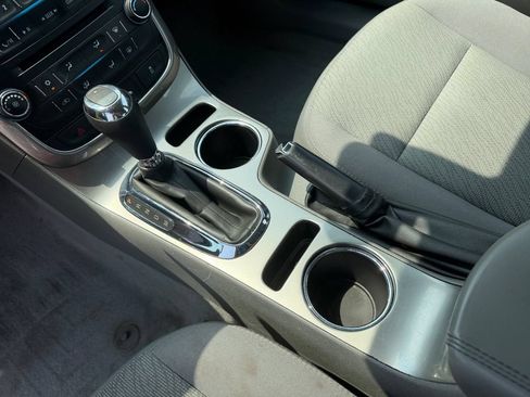 Used 2014 Chevrolet Malibu LS FWD image 29