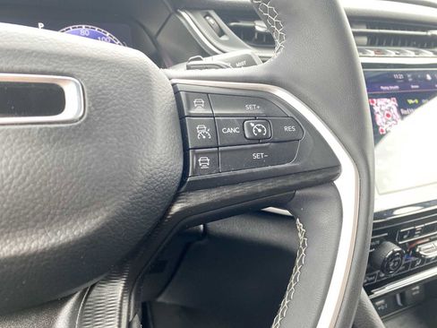 Certified 2023 Jeep Grand Cherokee L Laredo image 25