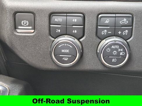 Used 2024 Chevrolet Silverado 2500 High Country w/ Z71 Off-Road Package image 26