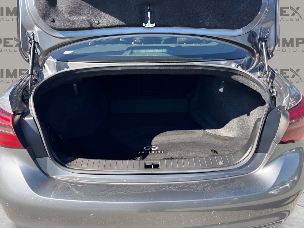 Used 2018 INFINITI Q50 Luxe w/ Essential Package (3.0T Luxe) RWD image 25