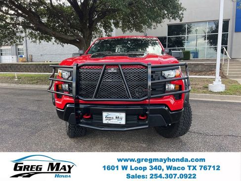Used 2026 Chevrolet Silverado 1500 Custom Trail Boss AWD/4WD image 2