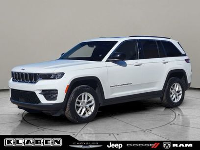 Certified 2023 Jeep Grand Cherokee Laredo w/ Luxury Tech Group I