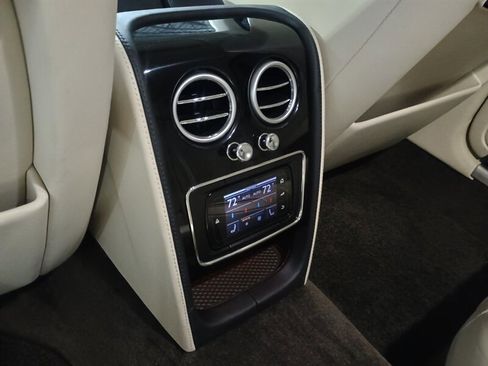 Used 2016 Bentley Flying Spur W12 image 33