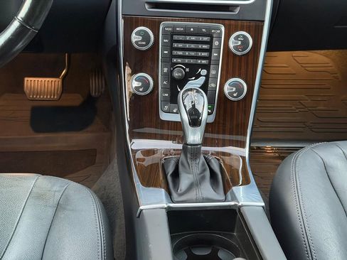 Used 2016 Volvo S60 T5 Premier w/ Climate Package image 23