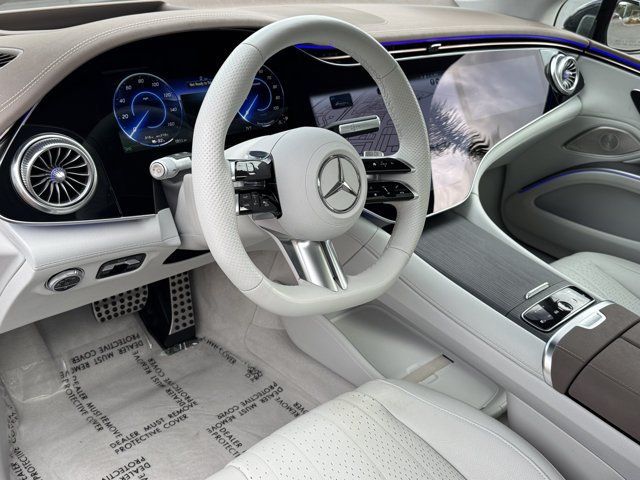 Used 2023 Mercedes-Benz EQS 580 4MATIC Sedan image 17