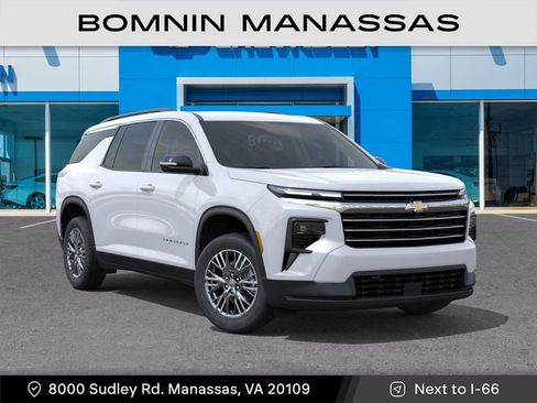 New 2026 Chevrolet Traverse LT FWD image 8