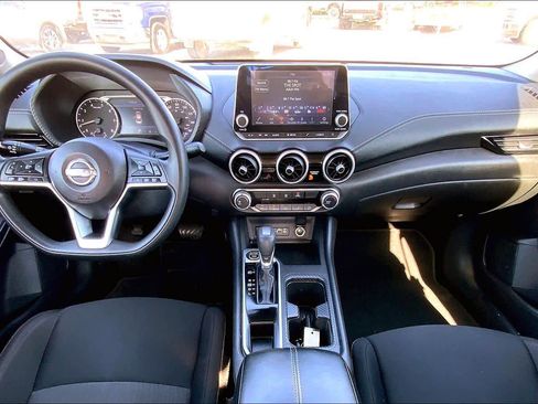Used 2024 Nissan Sentra SV image 14