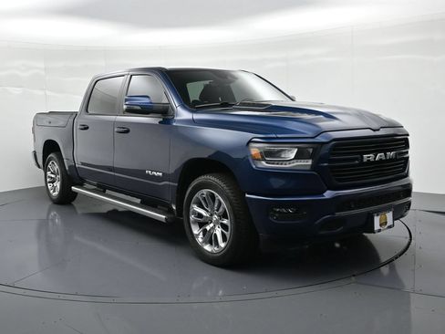Used 2023 RAM 1500 Laramie AWD/4WD image 4