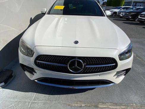 Used 2022 Mercedes-Benz E 450 4MATIC Sedan image 2