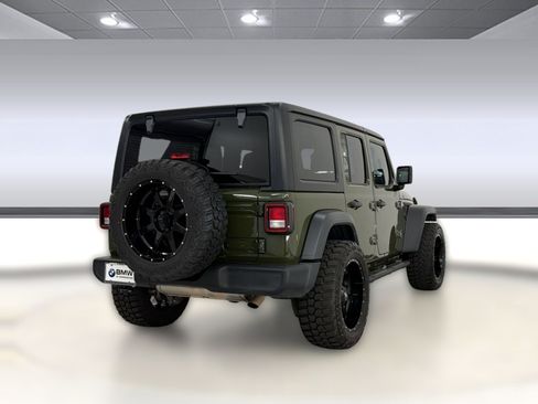 Used 2024 Jeep Wrangler Unlimited Sport AWD/4WD image 9