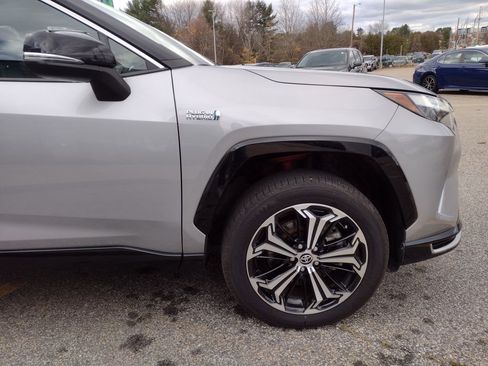 Used 2024 Toyota RAV4 XSE image 9
