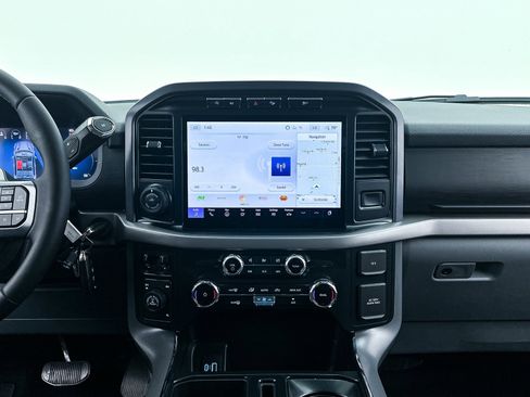 Used 2024 Ford F150 XLT w/ Mobile Office Package image 5