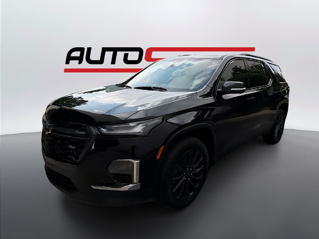 Used 2023 Chevrolet Traverse RS FWD image 3