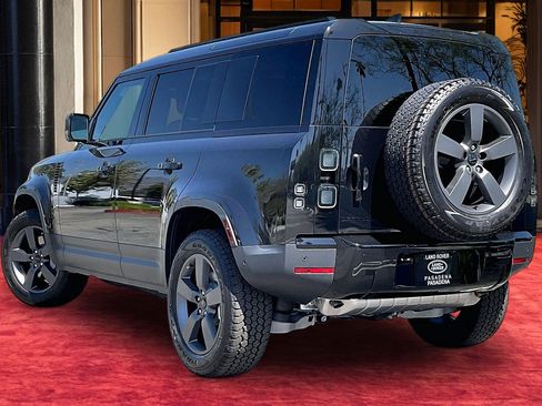 New 2026 Land Rover Defender 110 S AWD/4WD image 4