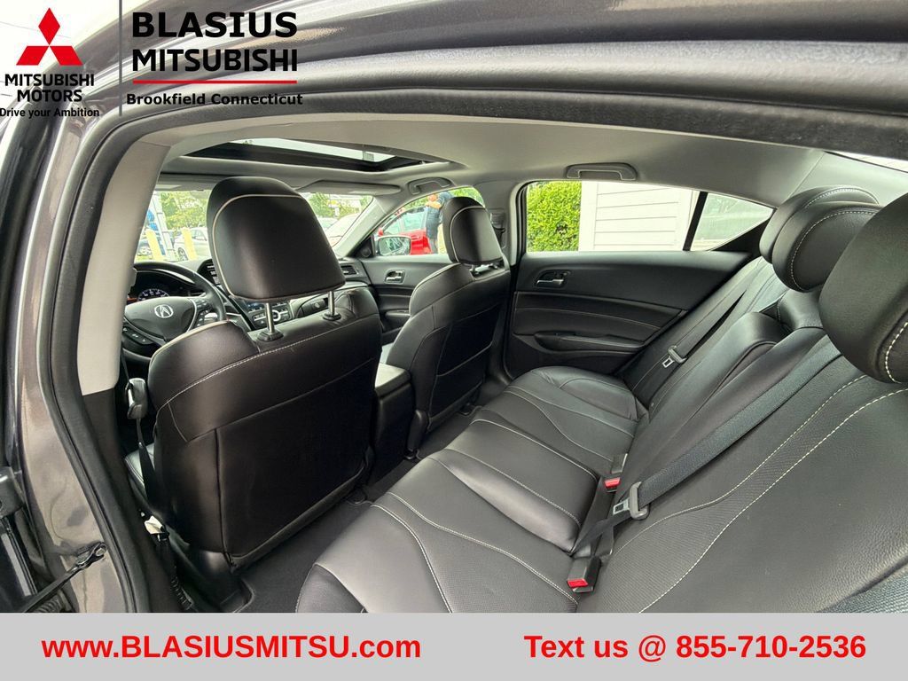 Used 2020 Acura ILX w/ Premium Package FWD image 34