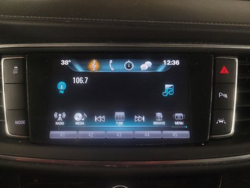 Used 2019 Buick Enclave Premium w/ Experience Buick Package image 25