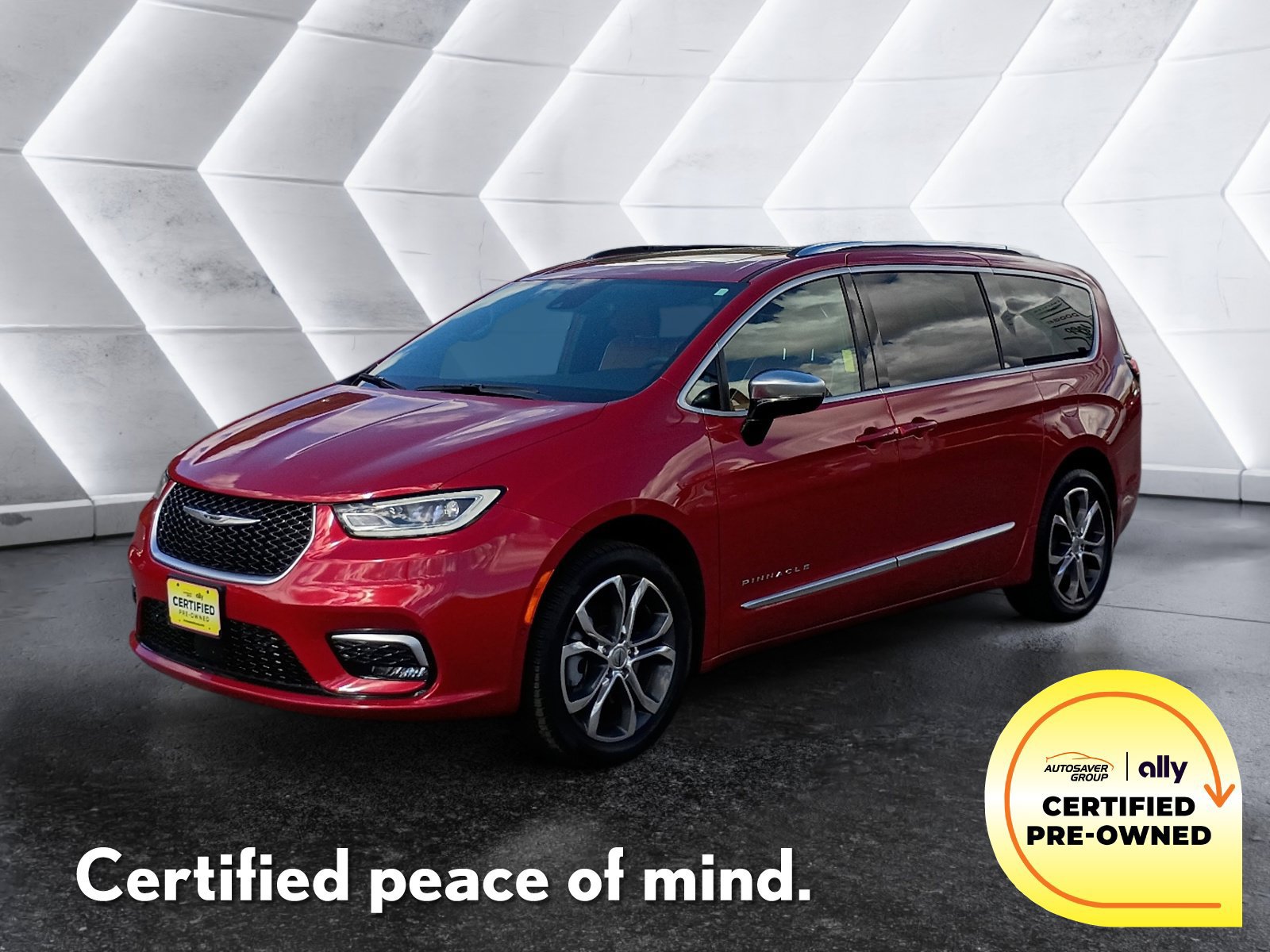 Used 2025 Chrysler Pacifica Pinnacle w/ Trailer Tow Group AWD/4WD image 1