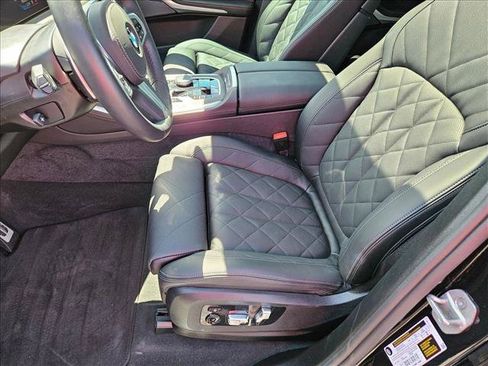 Used 2026 BMW X5 sDrive40i w/ M Sport Package RWD image 15