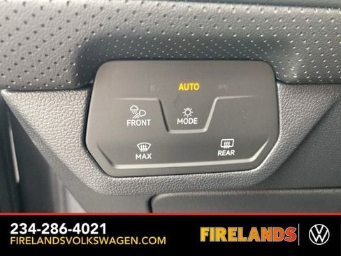 New 2026 Volkswagen Atlas SE image 33