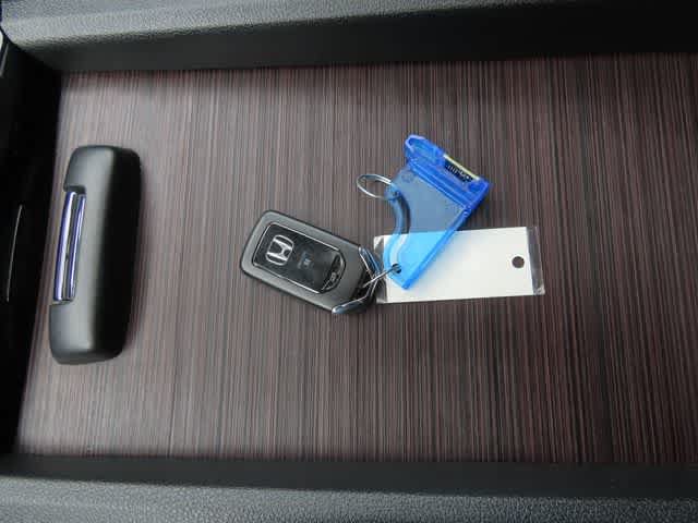 Certified 2021 Honda Ridgeline Black Edition image 28