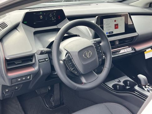 New 2026 Toyota Prius Plug-In Hybrid FWD image 12