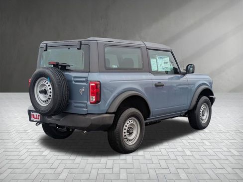 New 2025 Ford Bronco Base image 8