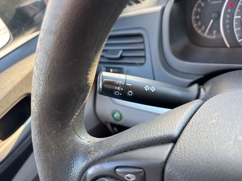 Used 2014 Honda CR-V LX image 20