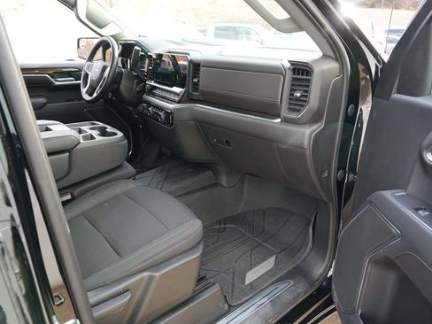 Used 2022 Chevrolet Silverado 1500 RST AWD/4WD image 27