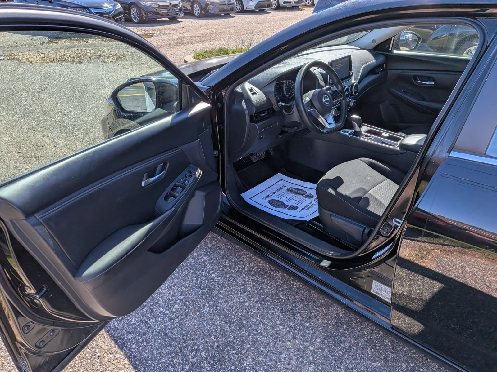 Used 2025 Nissan Sentra SV FWD image 20
