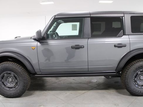 New 2025 Ford Bronco Badlands w/ Sasquatch Package image 5