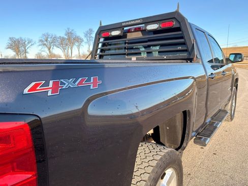 Used 2016 Chevrolet Silverado 2500 LT w/ LT Convenience Package image 5