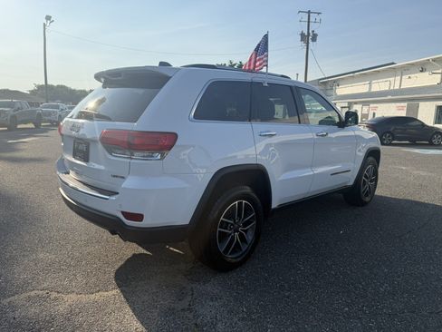 Used 2019 Jeep Grand Cherokee Limited w/ Luxury Group II AWD/4WD image 2