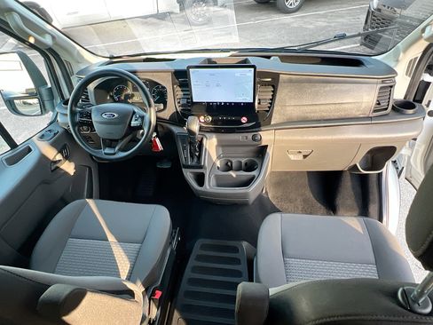 Used 2025 Ford Transit 350 XLT image 28